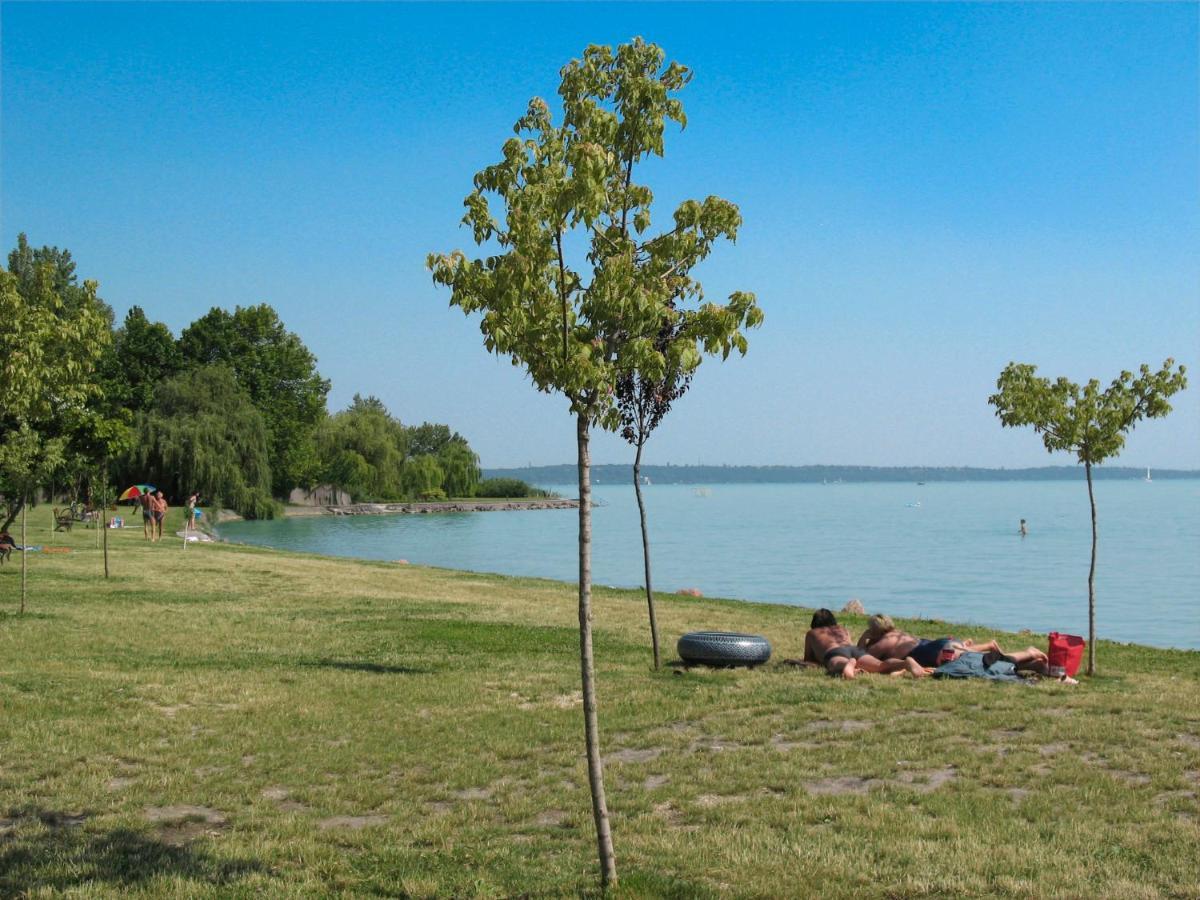 Holiday Home Violetta By Interhome Balatonkenese Bagian luar foto
